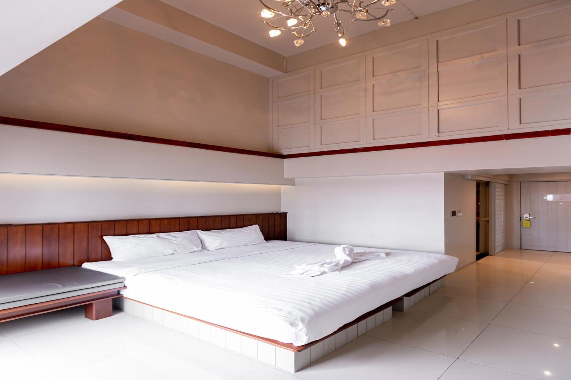 A Room Bangkok Sathorn Extérieur photo