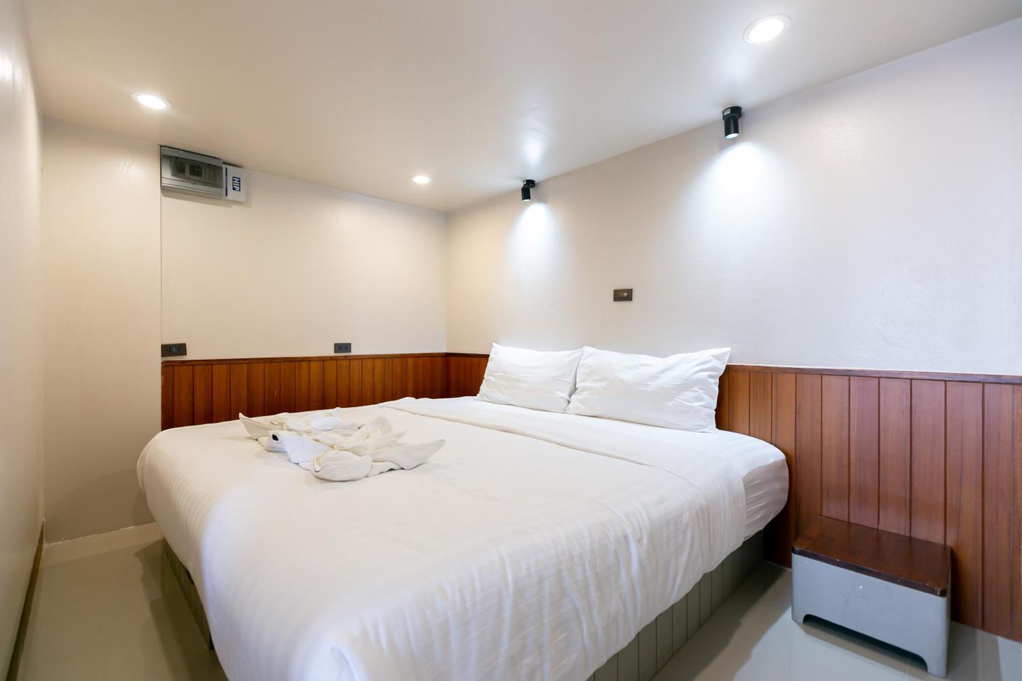 A Room Bangkok Sathorn Extérieur photo