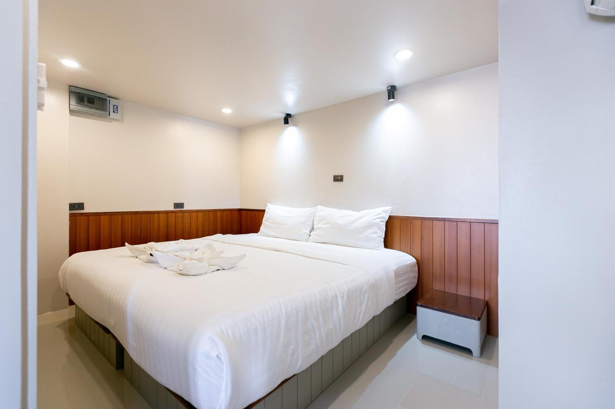 A Room Bangkok Sathorn Extérieur photo