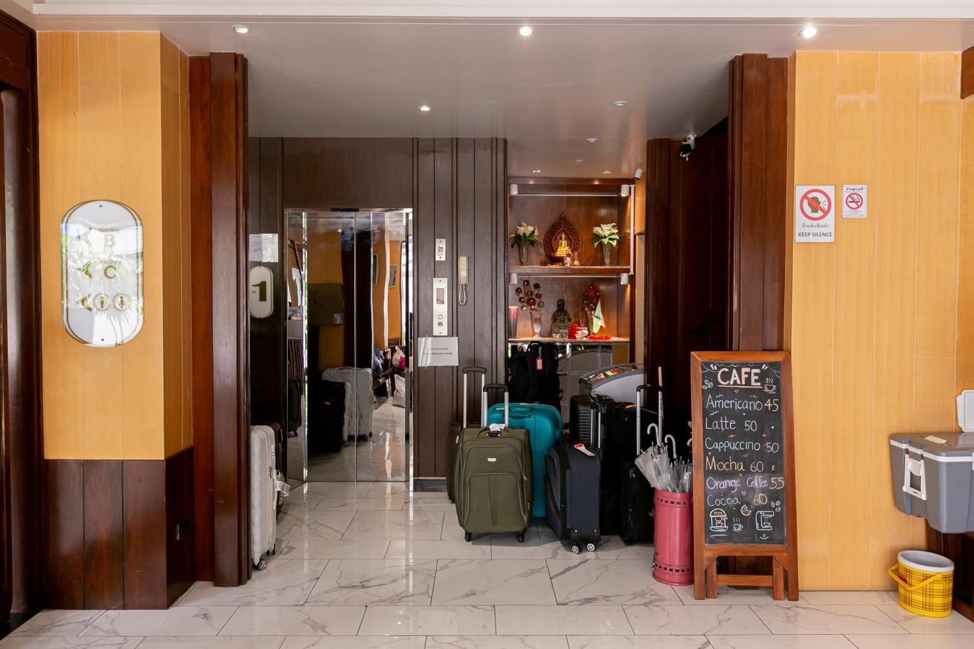 A Room Bangkok Sathorn Extérieur photo